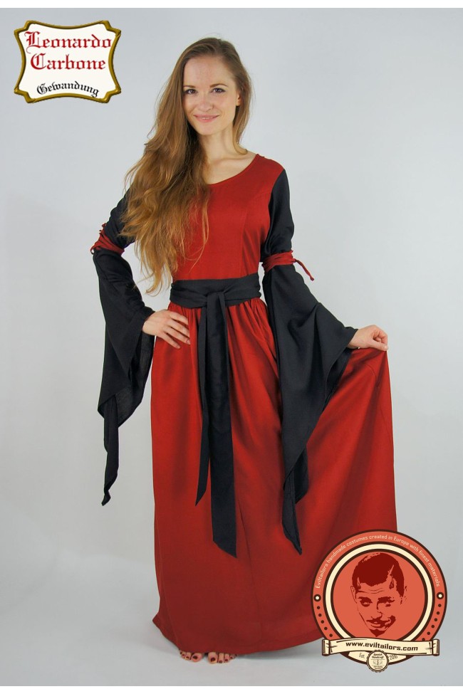 Noble medieval dress Dorell