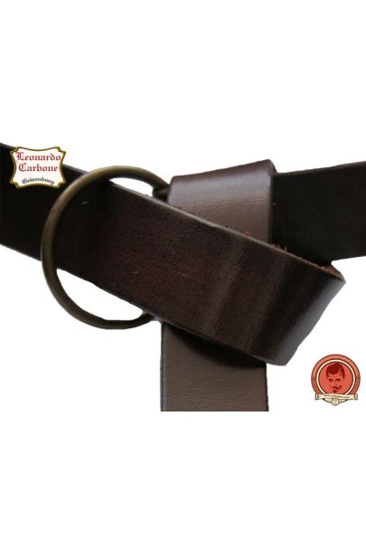 Cinturón de cuero con anilla