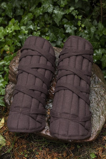 Farald Padded greaves - Brown